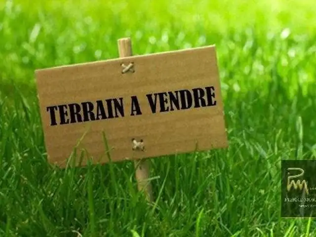 terrain vendu A VENDRE TERRAIN A BATIR - André DIVERRES